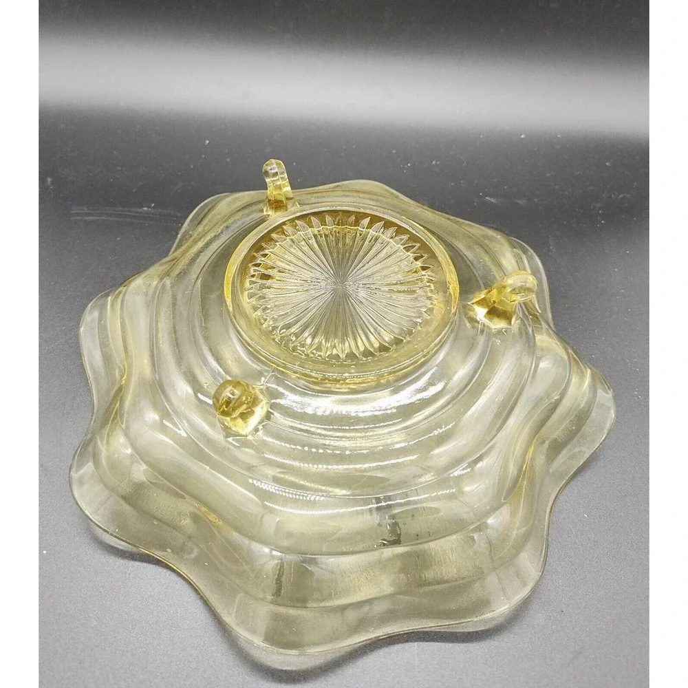 Lancaster Topaz Yellow 3 Toed ElegantCenterpiece, Fruit Bowl-Ruffle Ribbon Sides